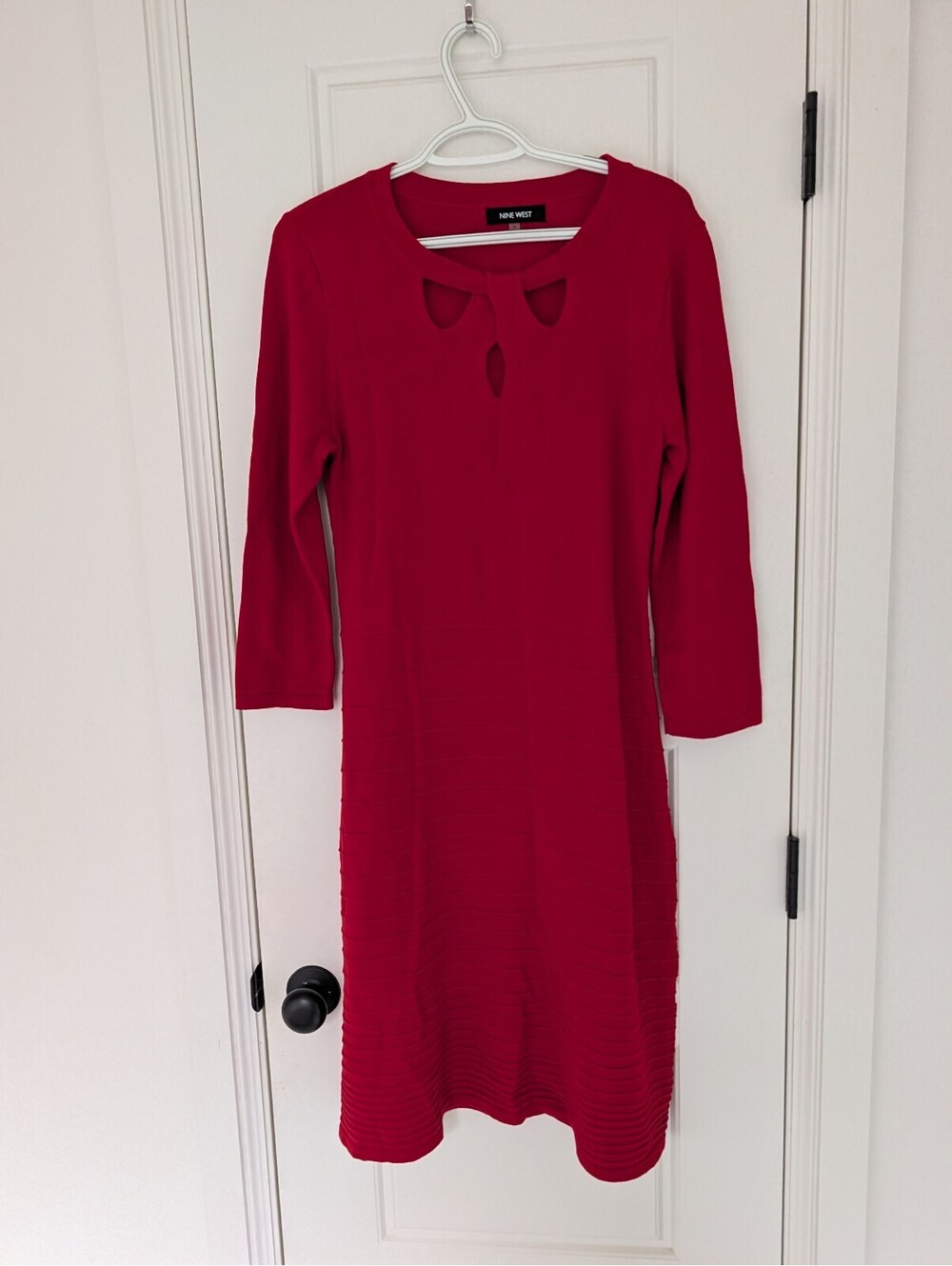 Nine West Red Knit Sweater Dress Cutout Neckline 3/4 Sleeve | Size medium